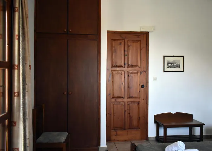 Akroyiali Apartments