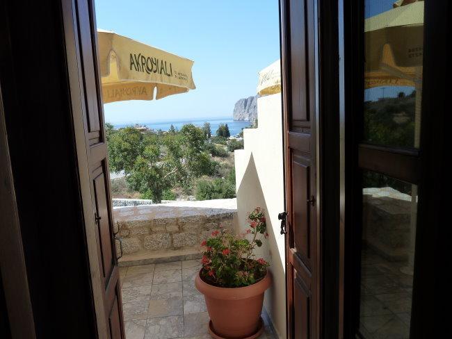 Apartment Akroyiali *
