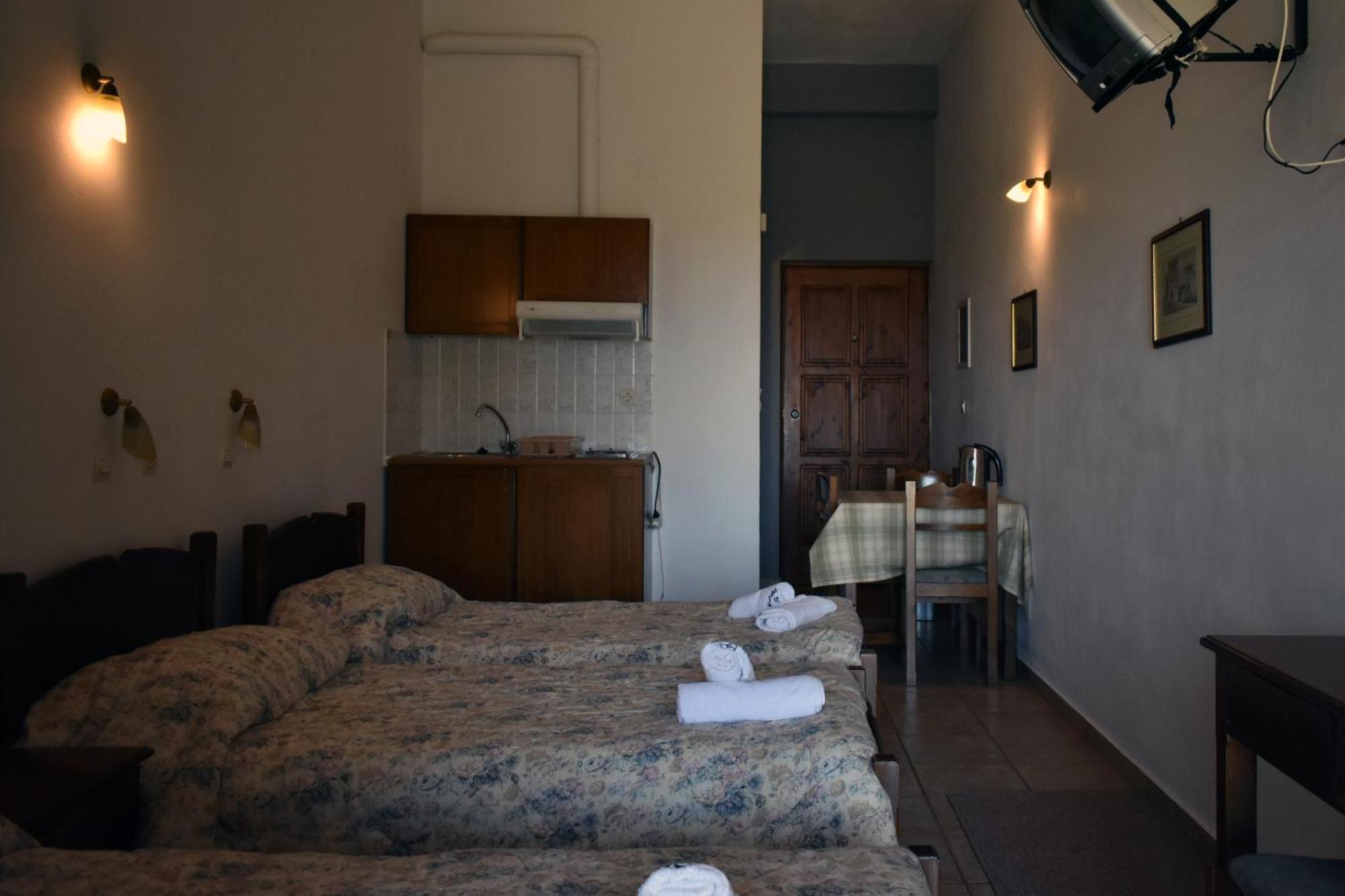 Apartment Akroyiali *